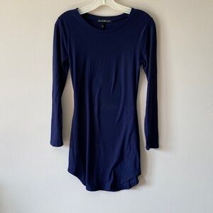 Derek Heart Navy Scoop Neck Long Sleeve Tunic